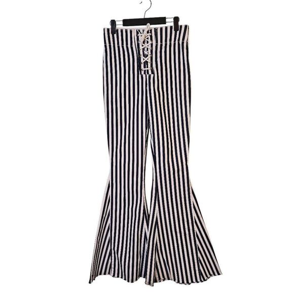 Mumu Blue woman's pants, striped flared. Size 26. #874 - Picture 1 of 6